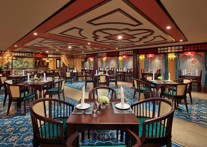 Indochine Premium Bay  5*
