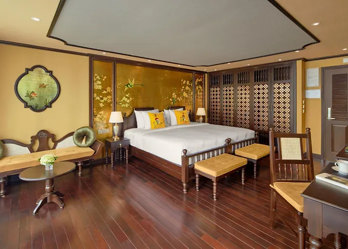 Indochine Premium Bay 5* Hạ Long