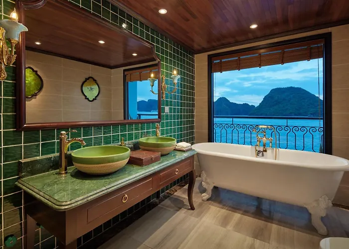  Indochine Premium Bay 5*