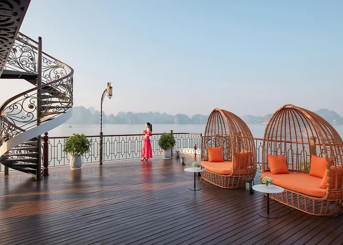 Indochine Premium Bay  5*
