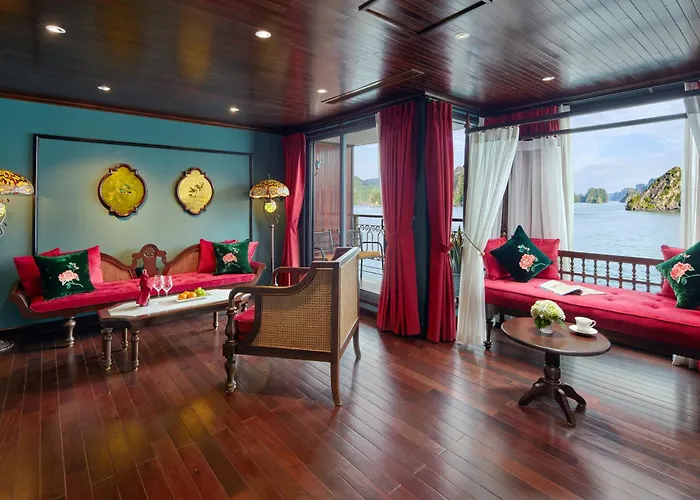  Indochine Premium Bay Hạ Long