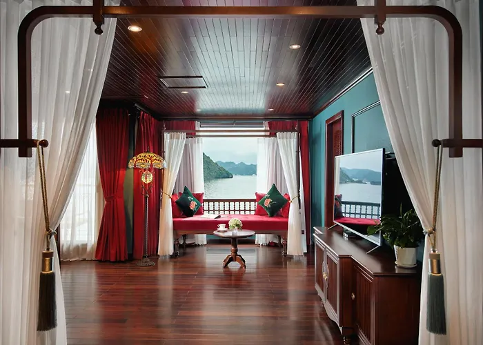 Indochine Premium Bay