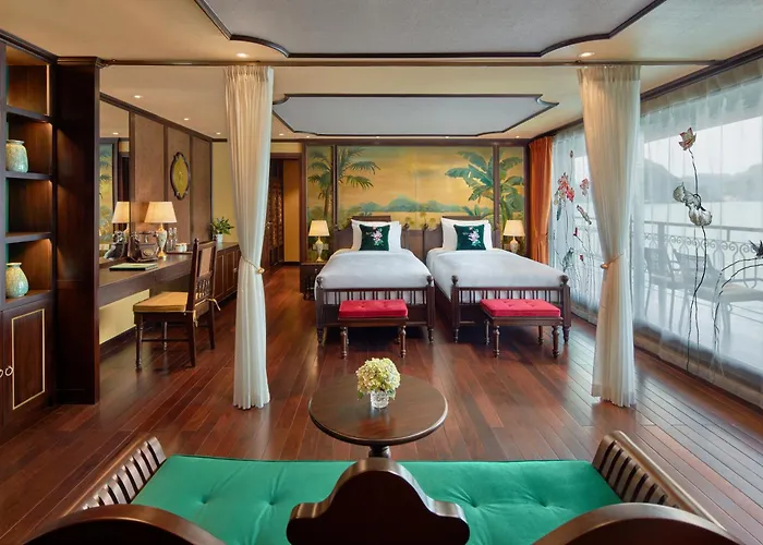 Indochine Premium Bay