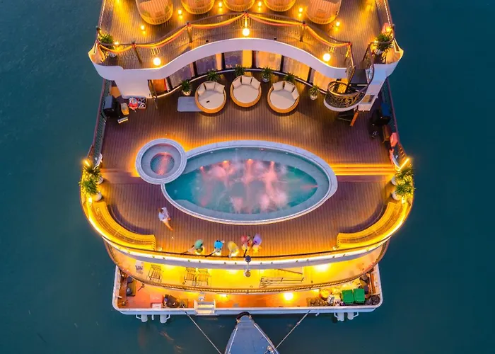 Indochine Premium Bay 5* Hạ Long